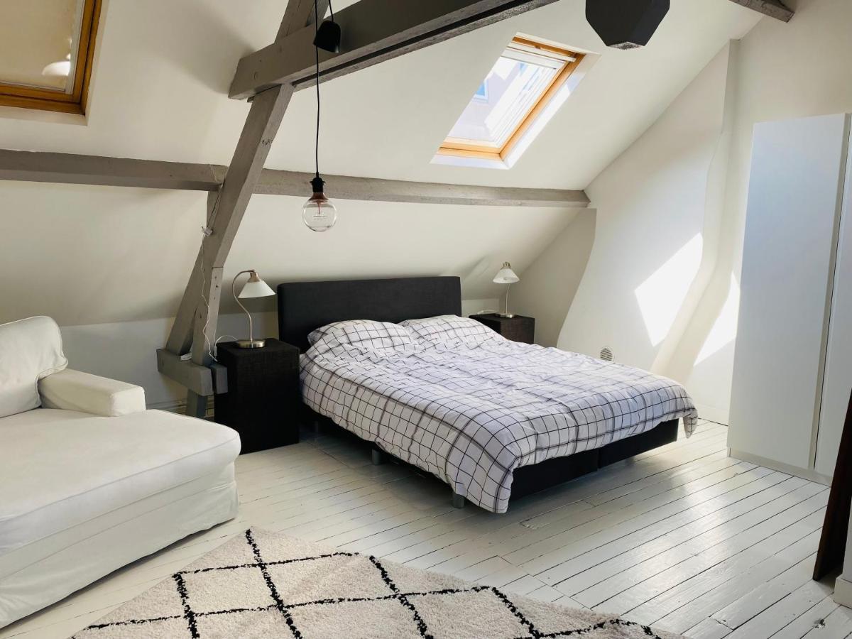 O-Sea House: Herenwoning In Belle Epoque Wijk Te Oostende 외부 사진